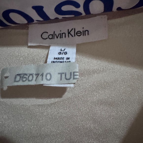 Calvin Klein Blouse - Picture 6 of 7